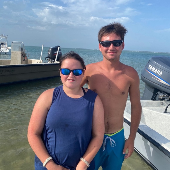 Meet your Posher, Tinley reagan - Picture 5 of 16